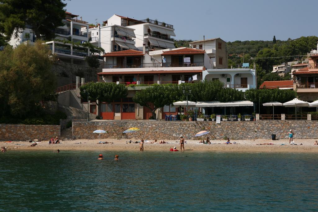 Ostria Hotel Patitíri Kültér fotó