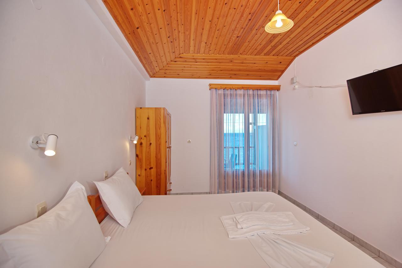 Ostria Hotel Patitíri Kültér fotó